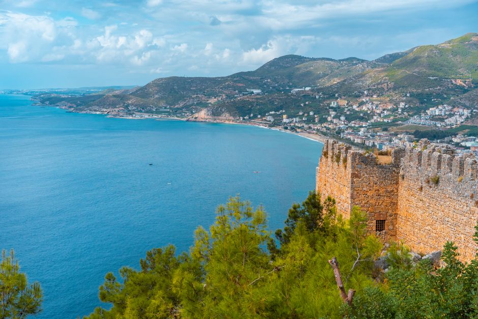coastal road along the Alanya shoreline