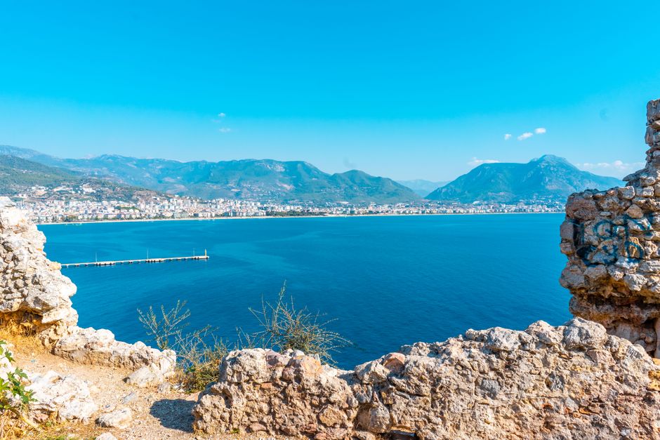 turquoise water and rocky cove near Alanya